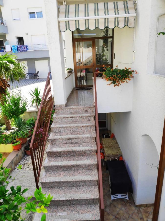 Apartman Rivana Baška Voda Extérieur photo